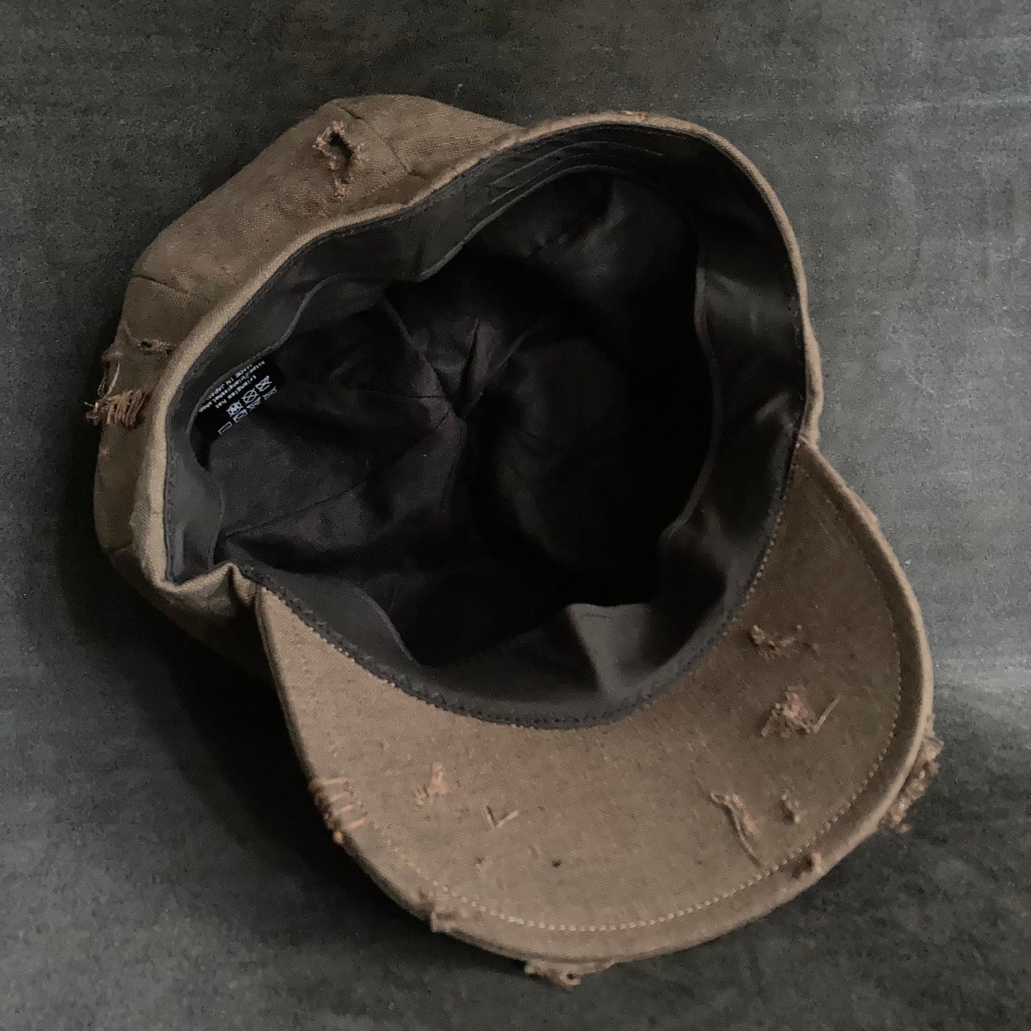 Brown khaki linen damage  casquette(brim core)