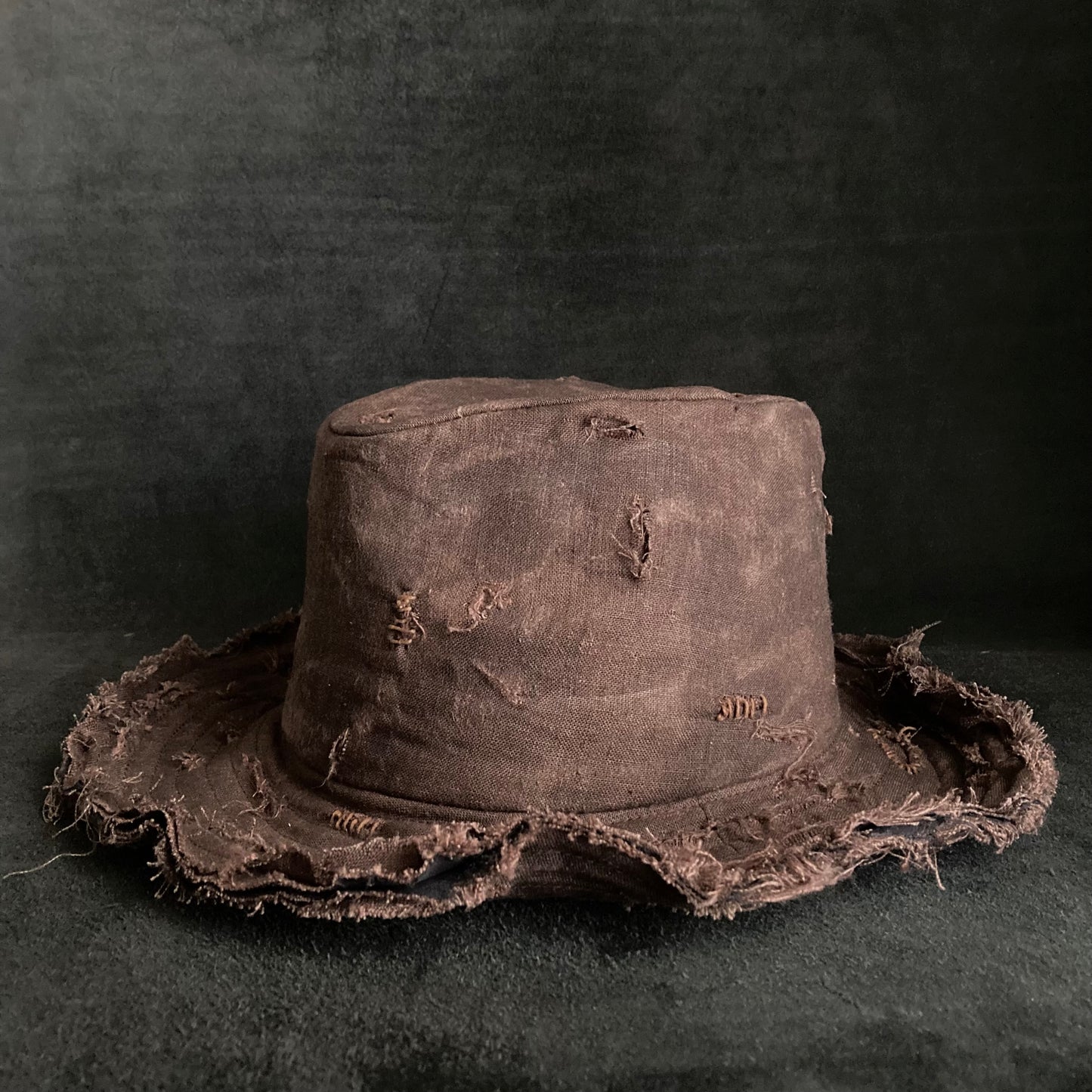 Mura brown  linen damage dirt  fedora hat