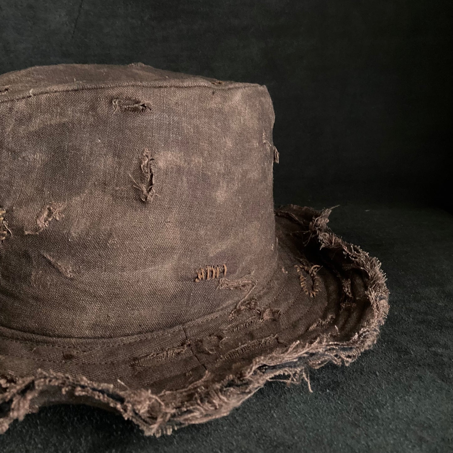 Mura brown  linen damage dirt  fedora hat