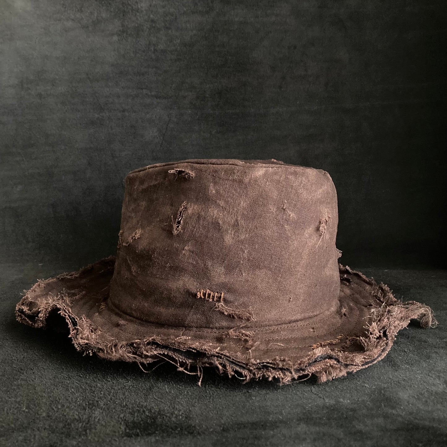 Mura brown  linen damage dirt  fedora hat