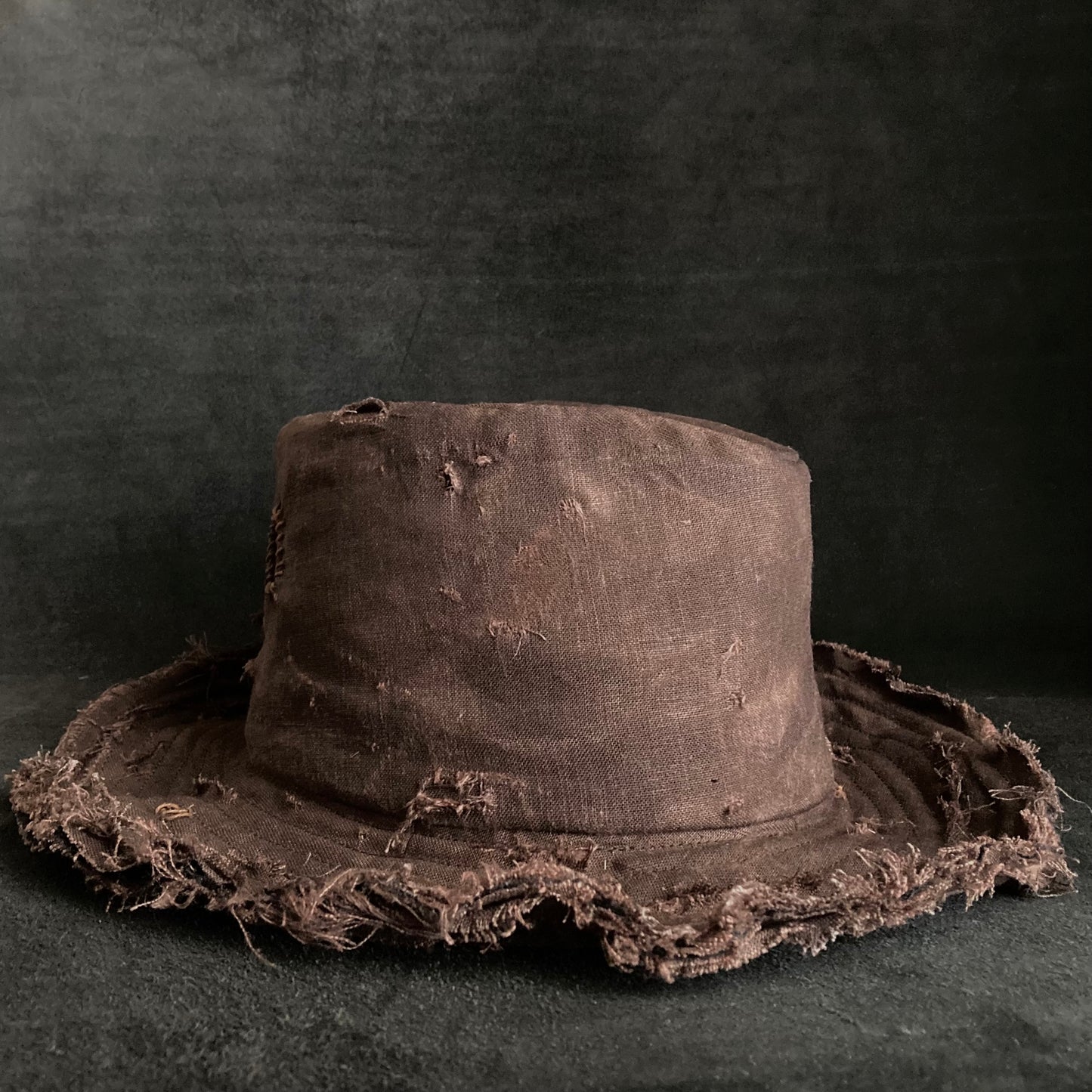 Mura brown  linen damage dirt  fedora hat