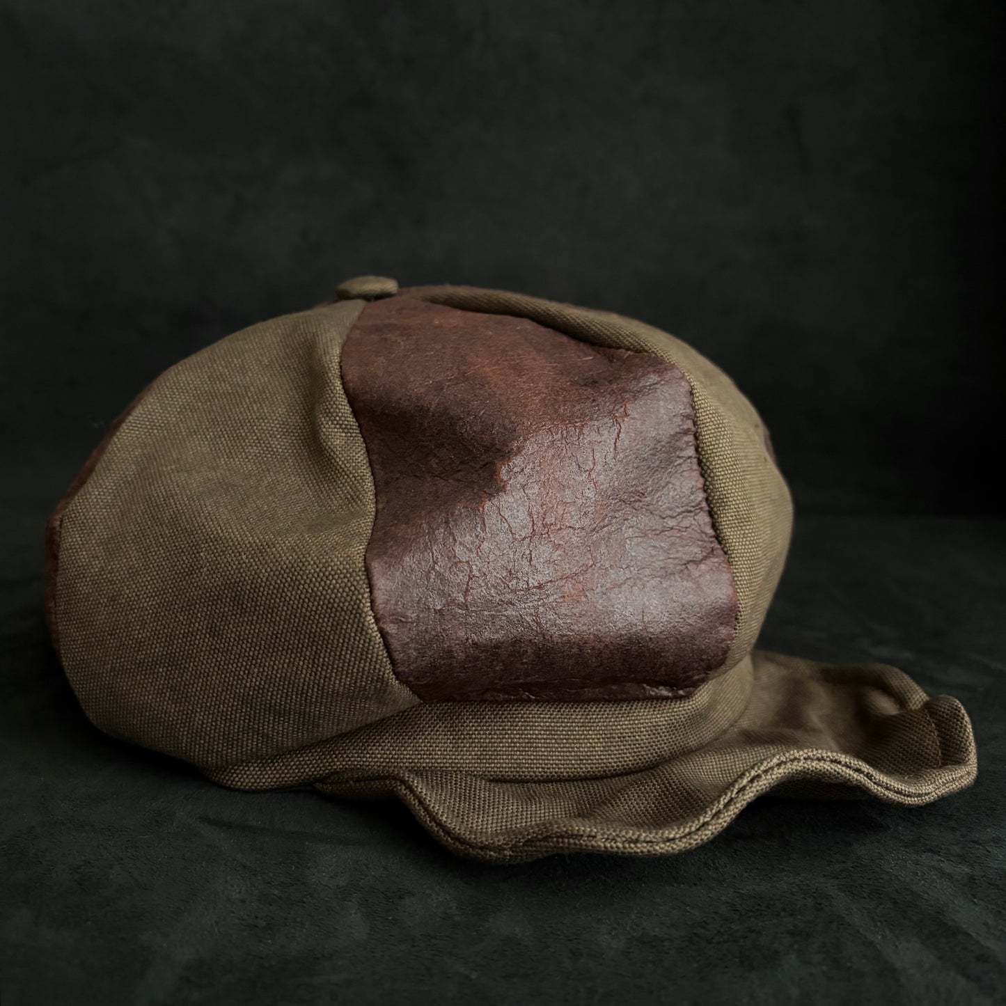 Bacchus leather mix casquette