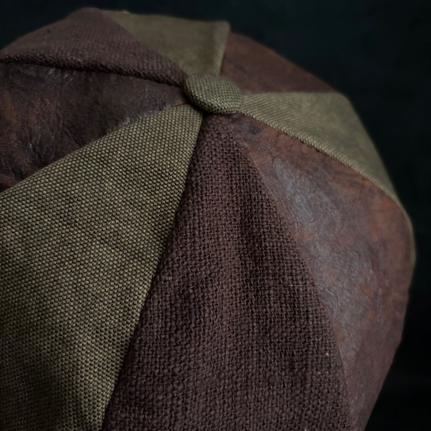 Bacchus leather mix casquette