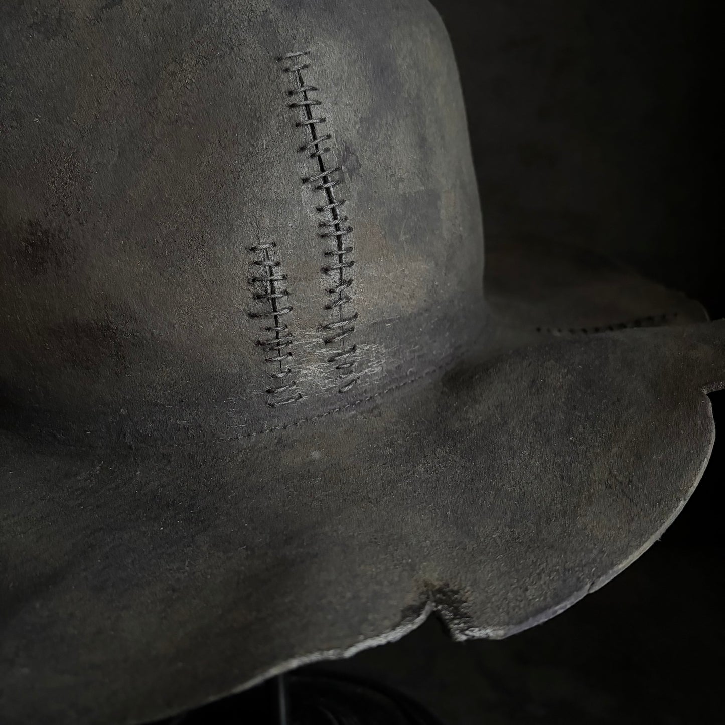 Hard burned wool stitch fedora hat