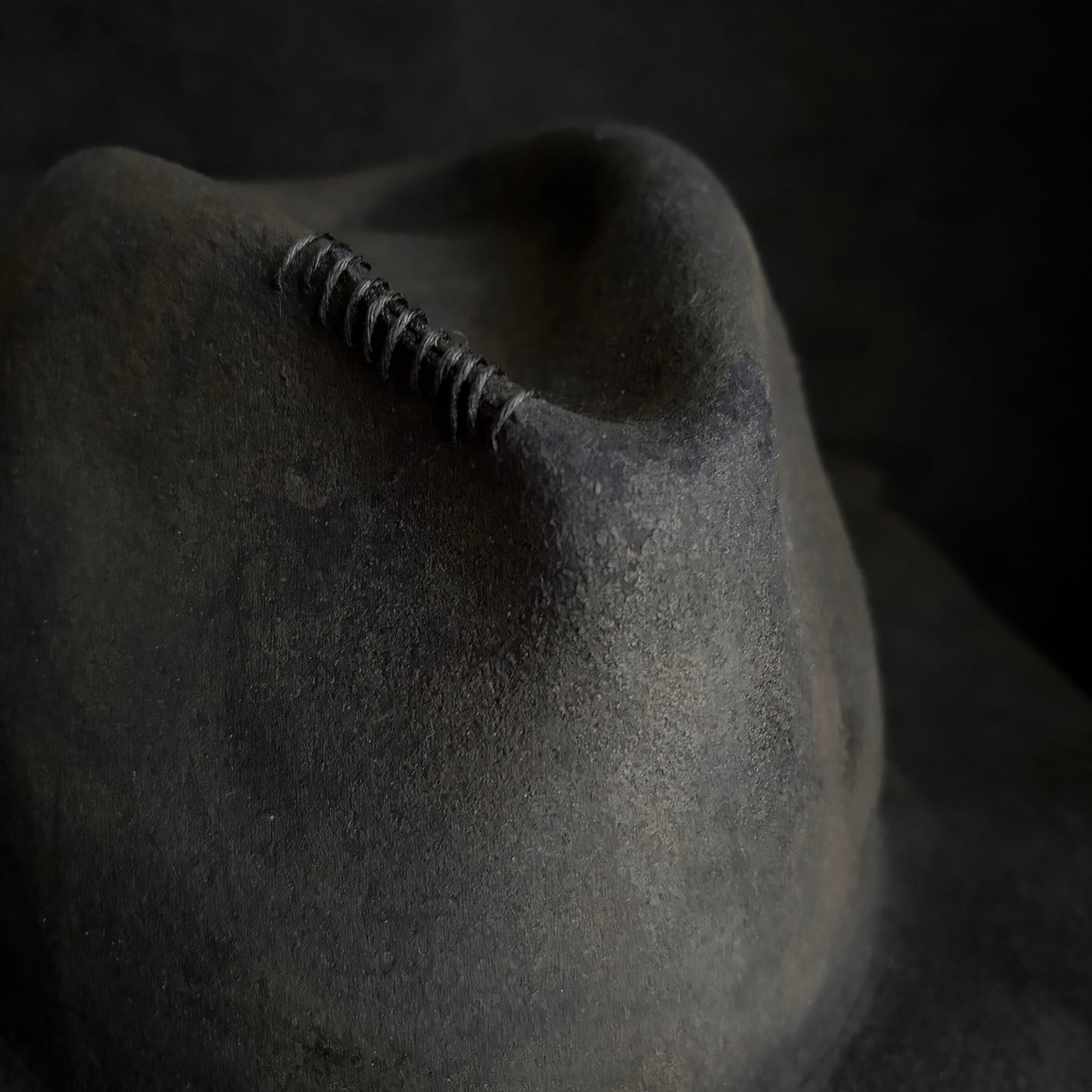 Hard burned wool stitch fedora hat