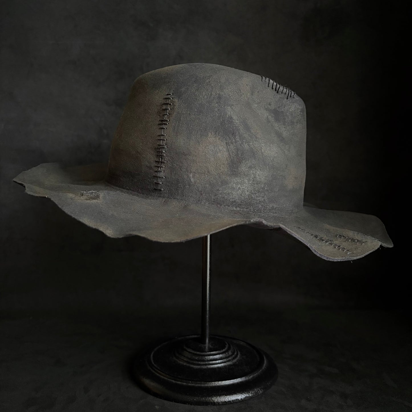 Hard burned wool stitch fedora hat