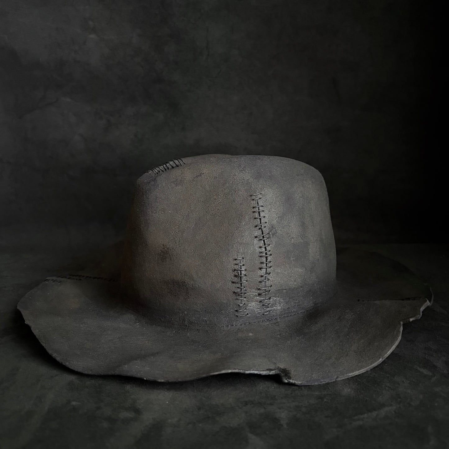 Hard burned wool stitch fedora hat