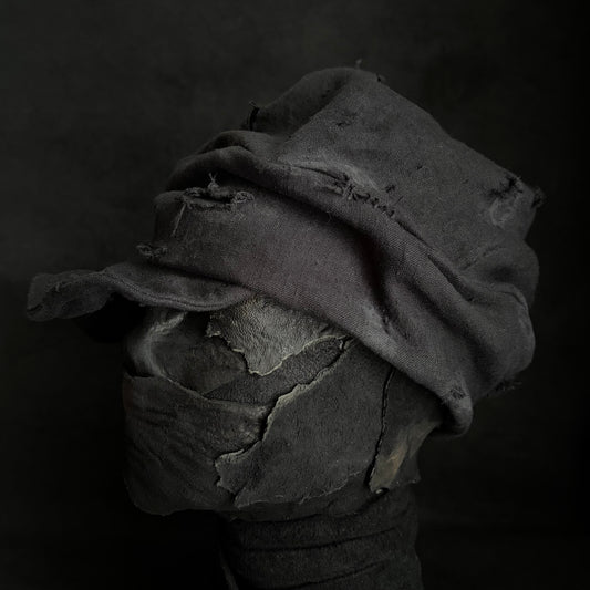 Black linen damage turn cap