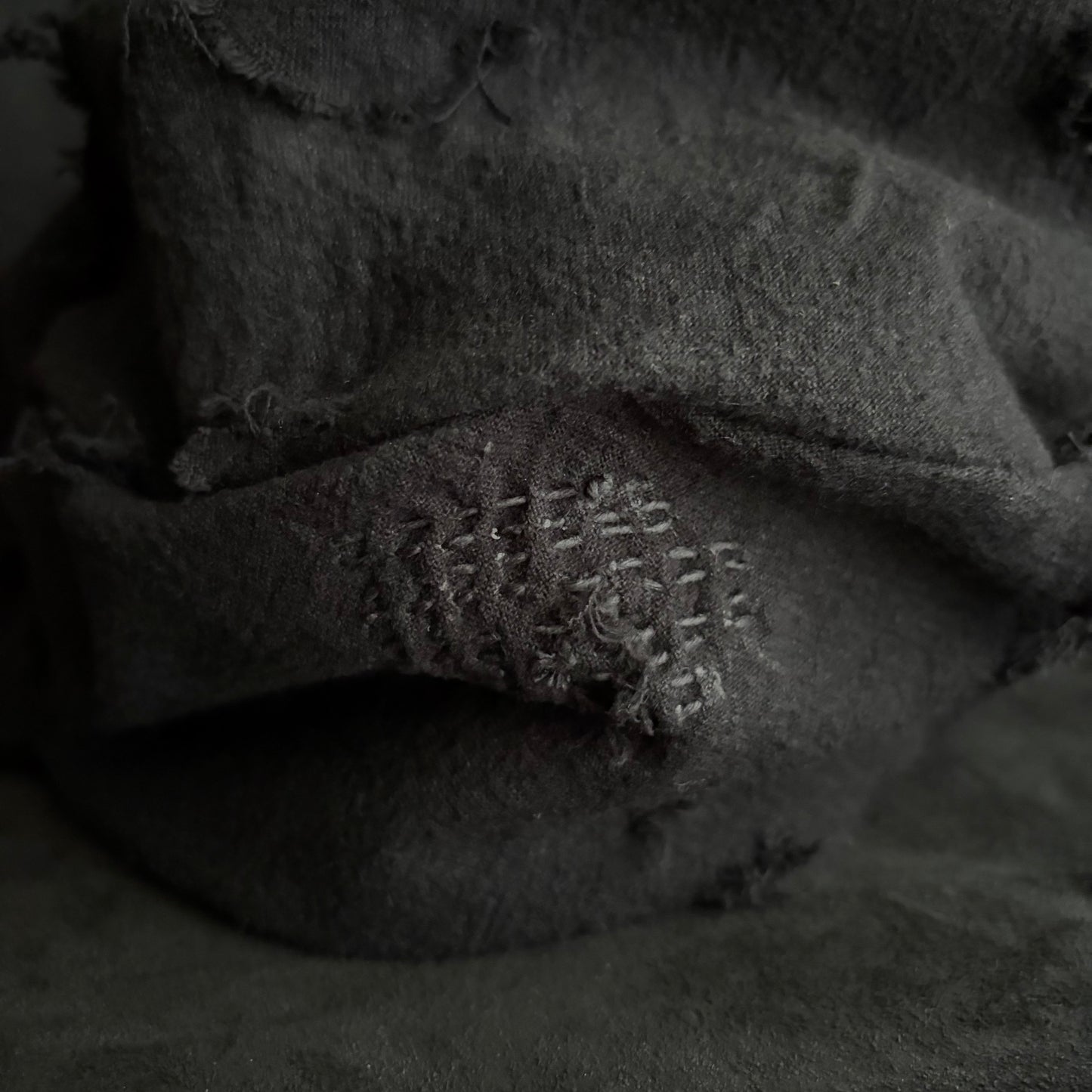 Black cotton linen damage stitch turn cap (brim core)