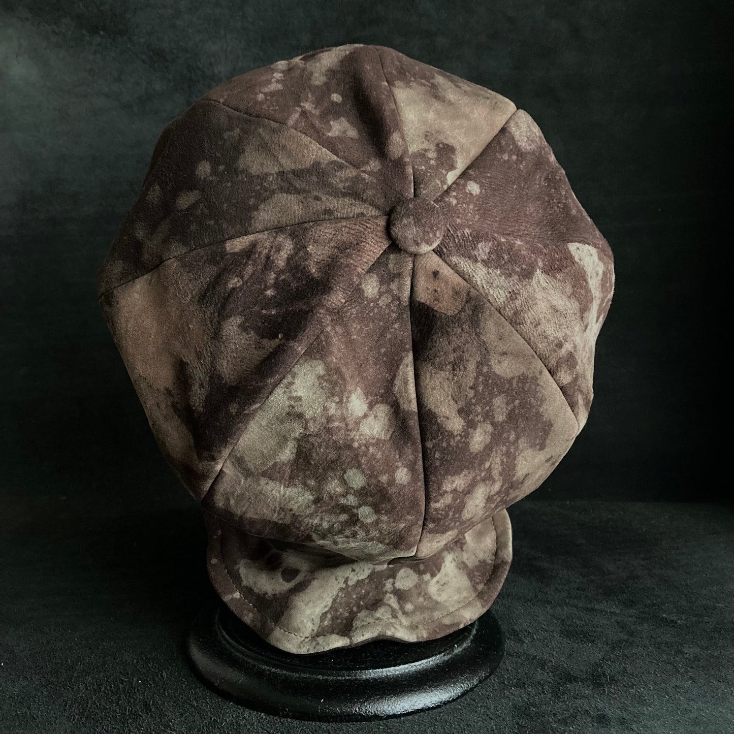 Soil bleach leather casquette