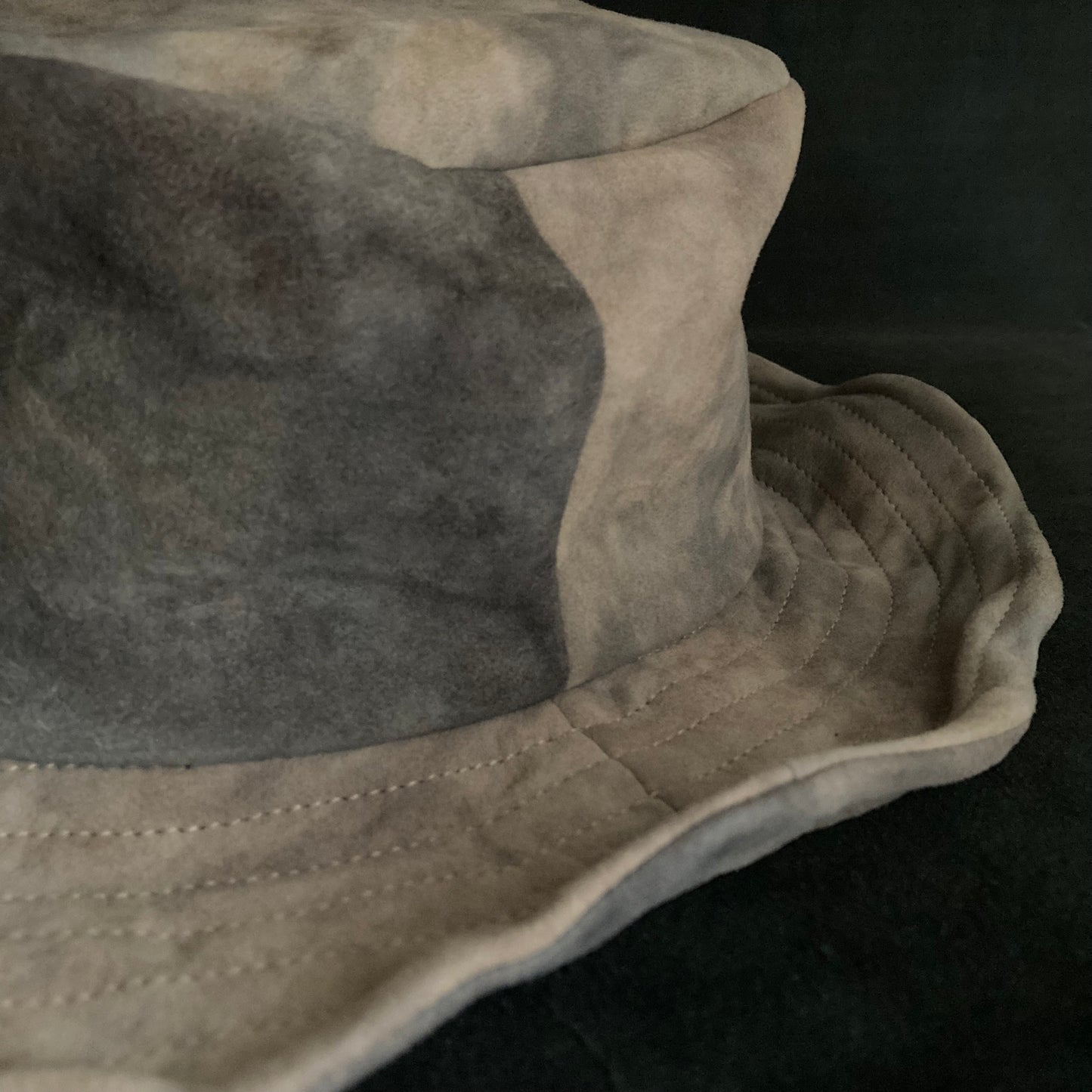 Cloudy sand color leather bucket hat