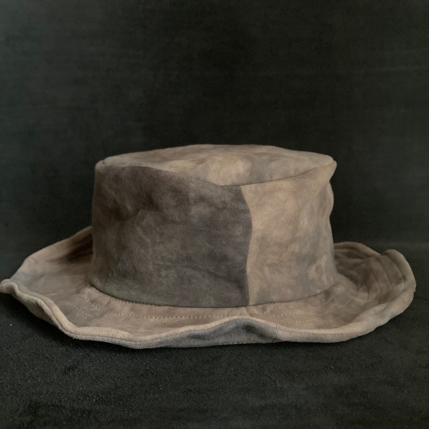 Cloudy sand color leather bucket hat