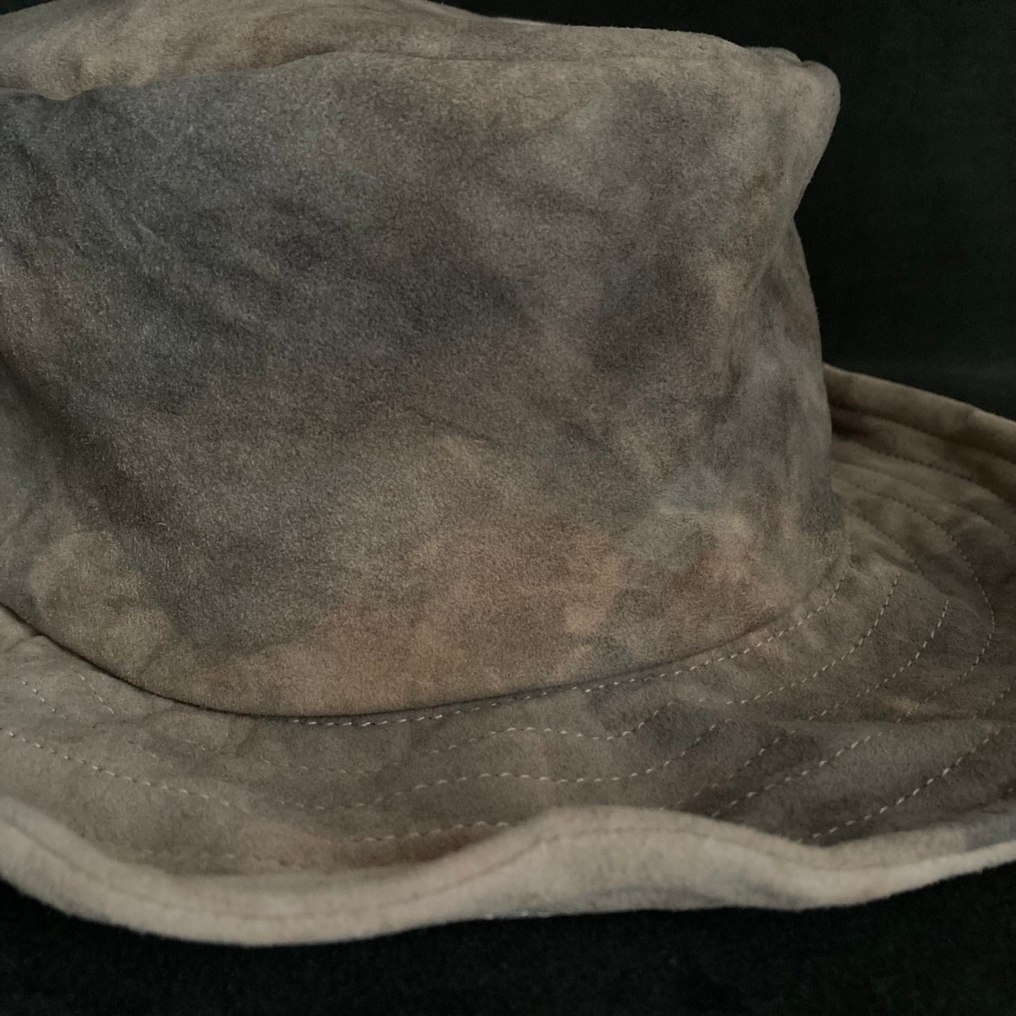 Cloudy sand color leather bucket hat