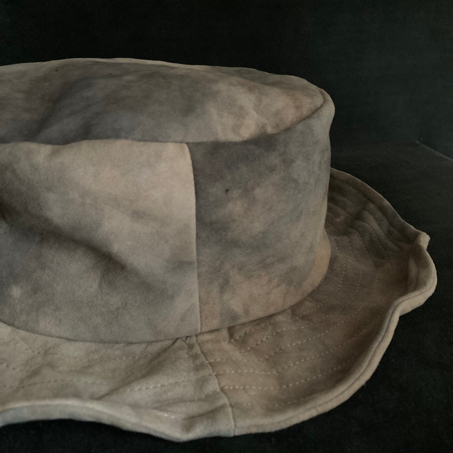 Cloudy sand color leather bucket hat