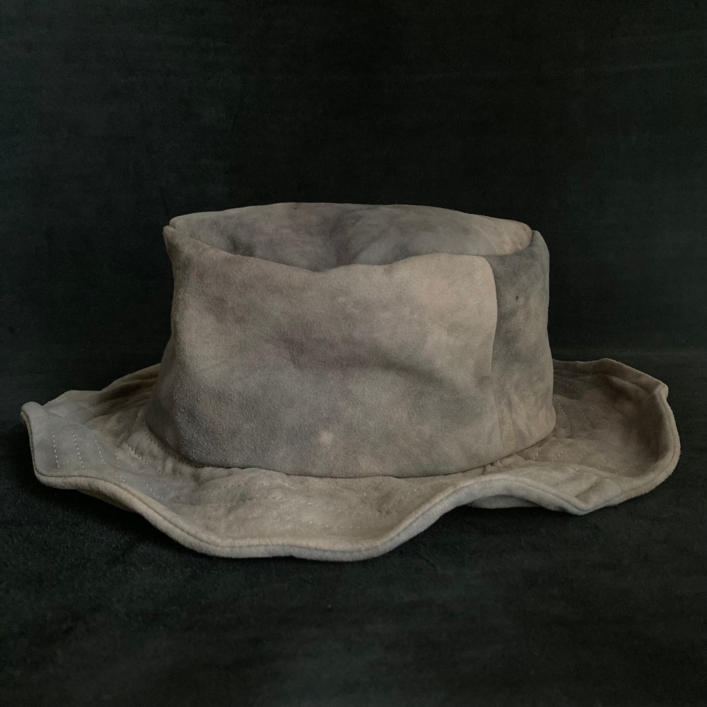 Cloudy sand color leather bucket hat