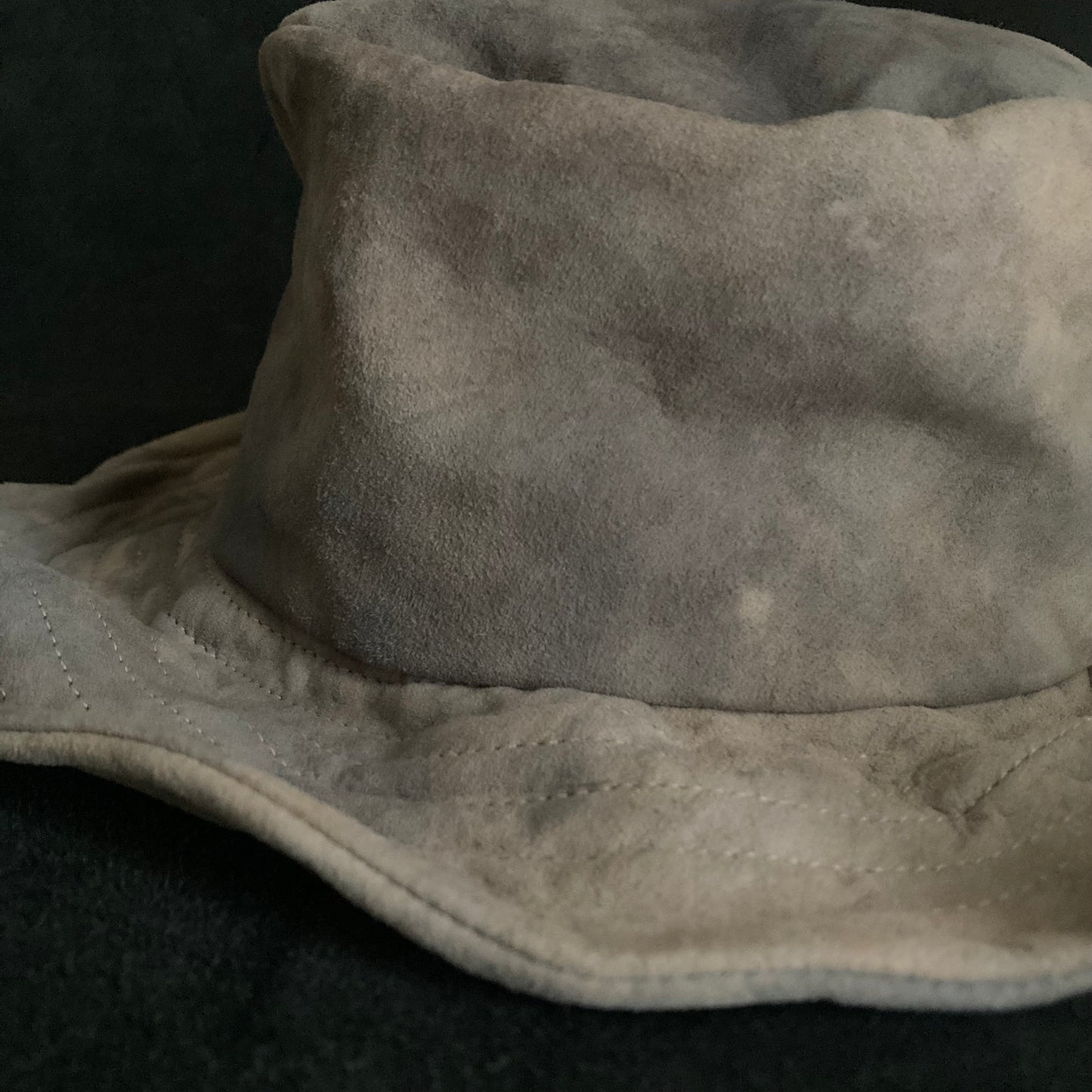 Cloudy sand color leather bucket hat