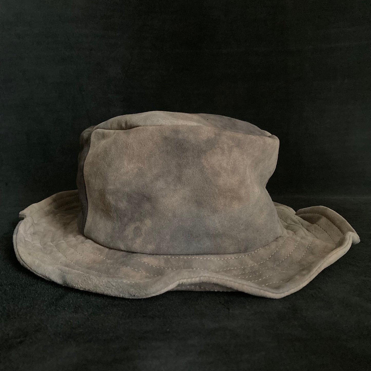 Cloudy sand color leather bucket hat