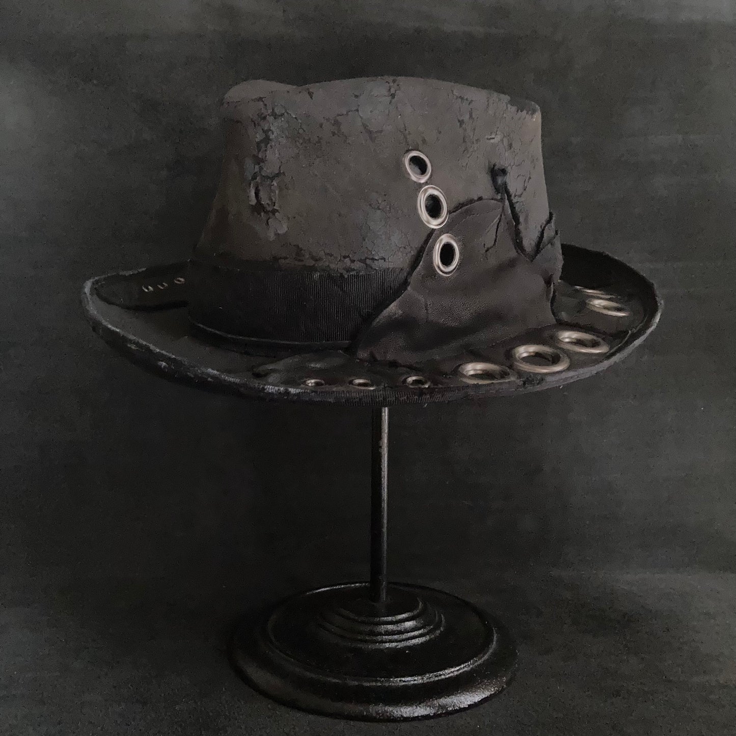 [ Takamiya Shohei × triangles hat ] Charcoal eyelet fedora hat