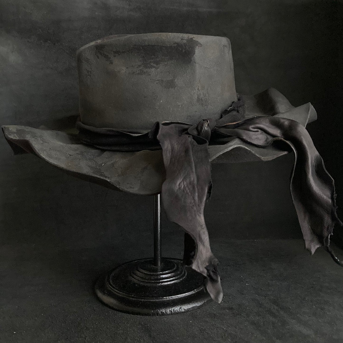 Charcoal bellows brim fedora hat