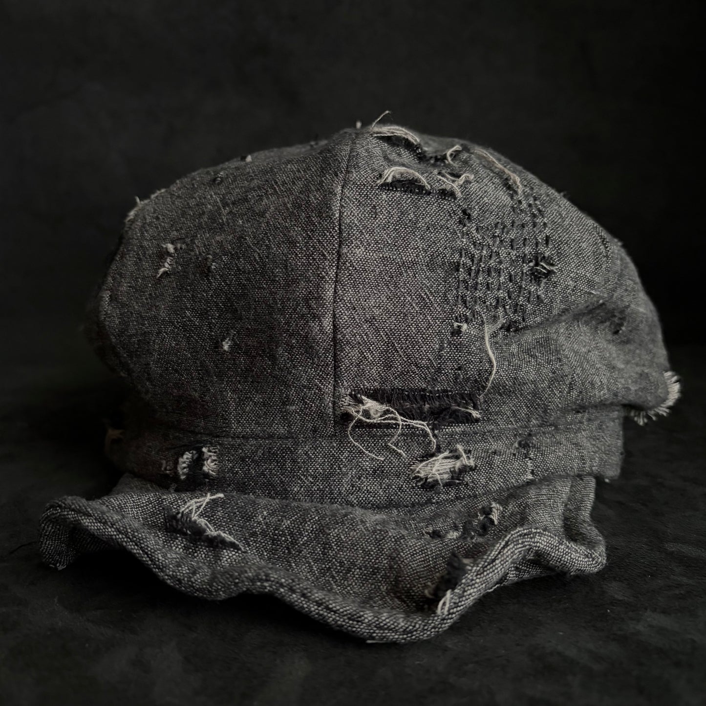 Slab stitch damage gray casquette