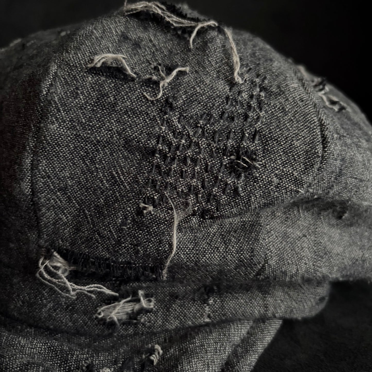 Slab stitch damage gray casquette