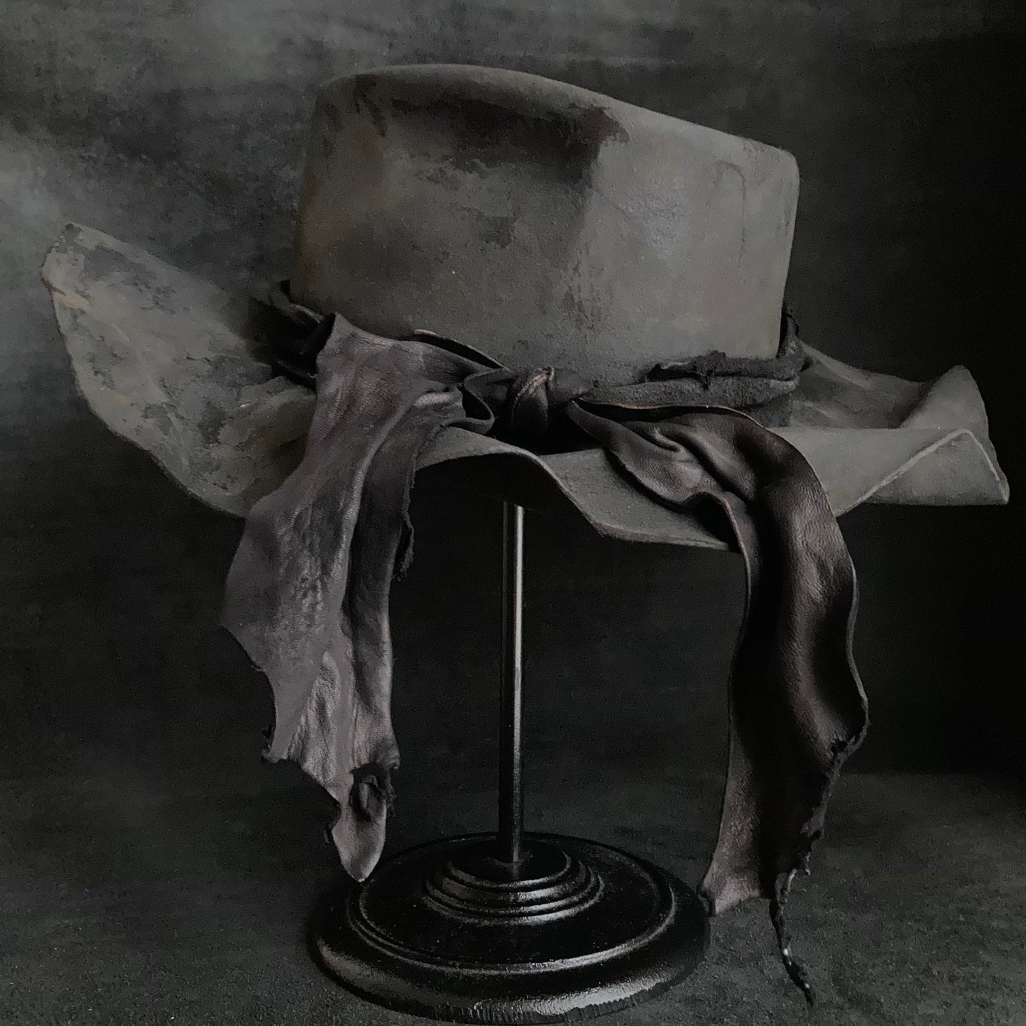 Charcoal bellows brim fedora hat