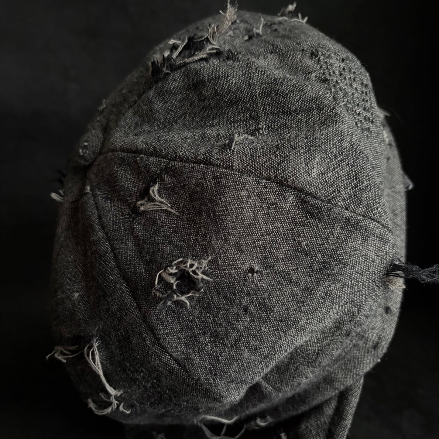 Slab stitch damage gray casquette
