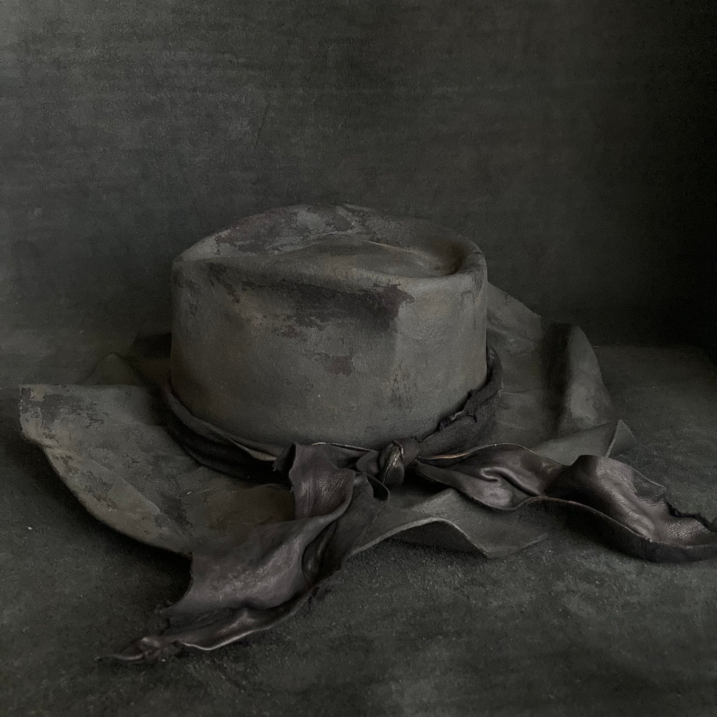 Charcoal bellows brim fedora hat