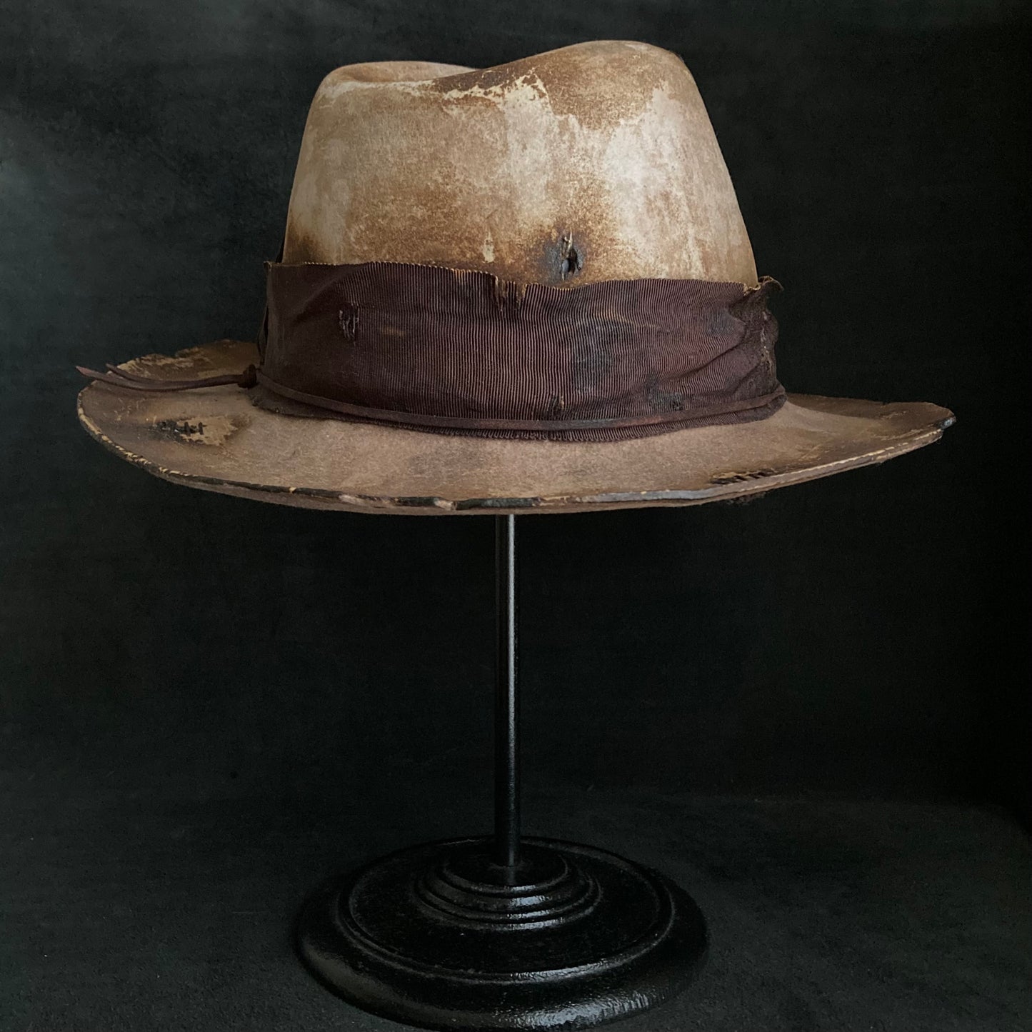 Hand-dyed brown middle fedora hat