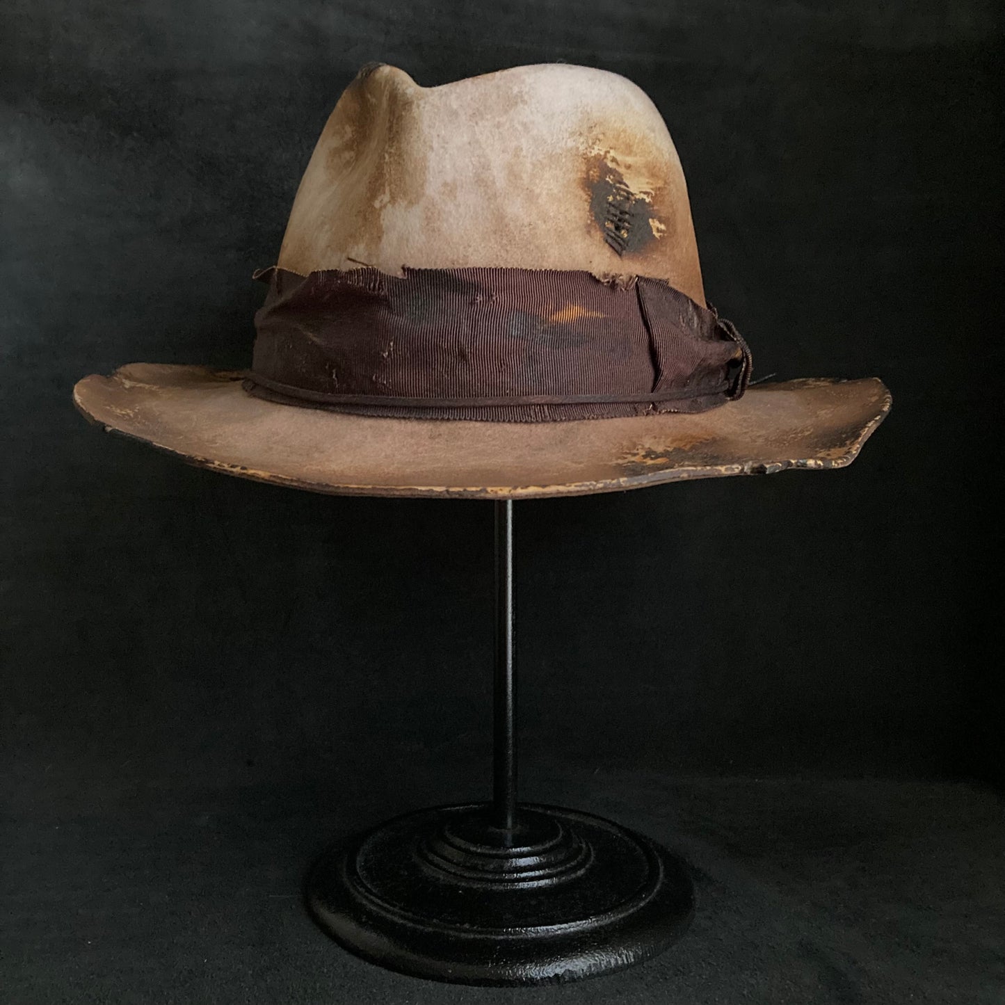 Hand-dyed brown middle fedora hat