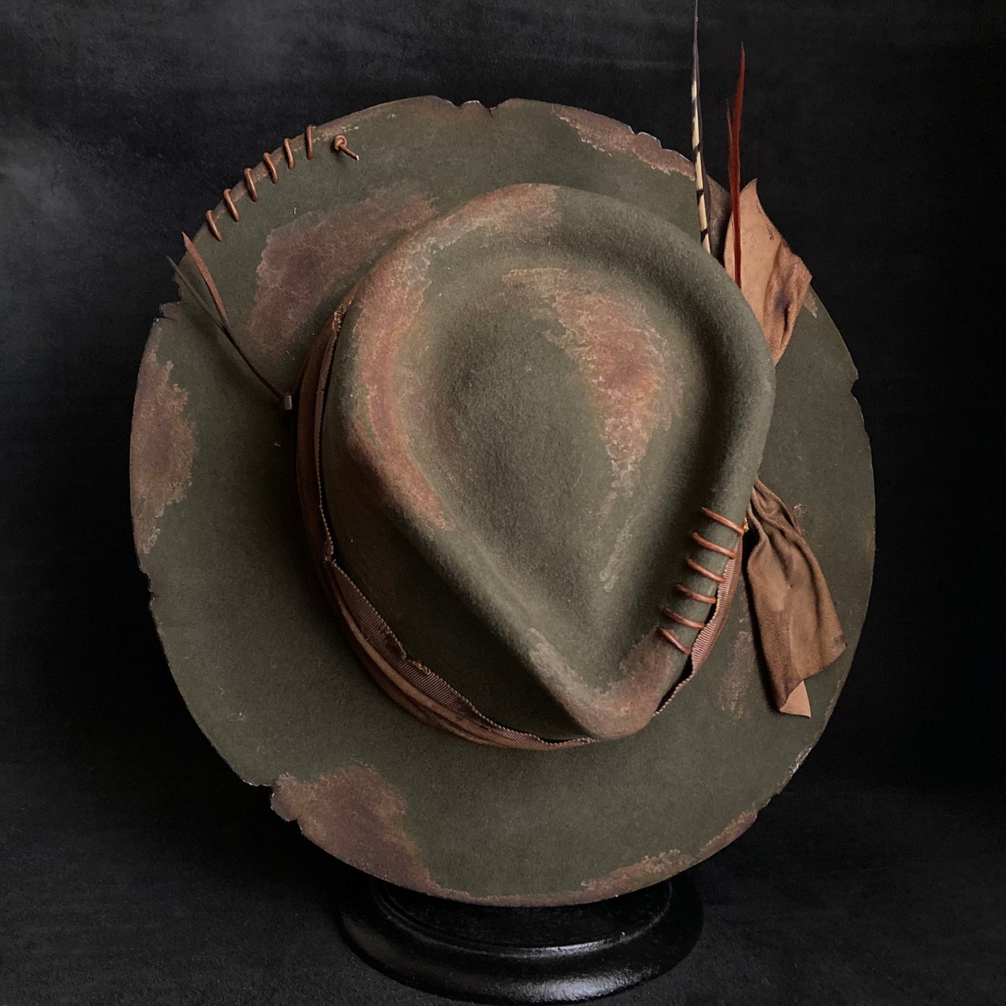 Feather dark olive burned fedora hat