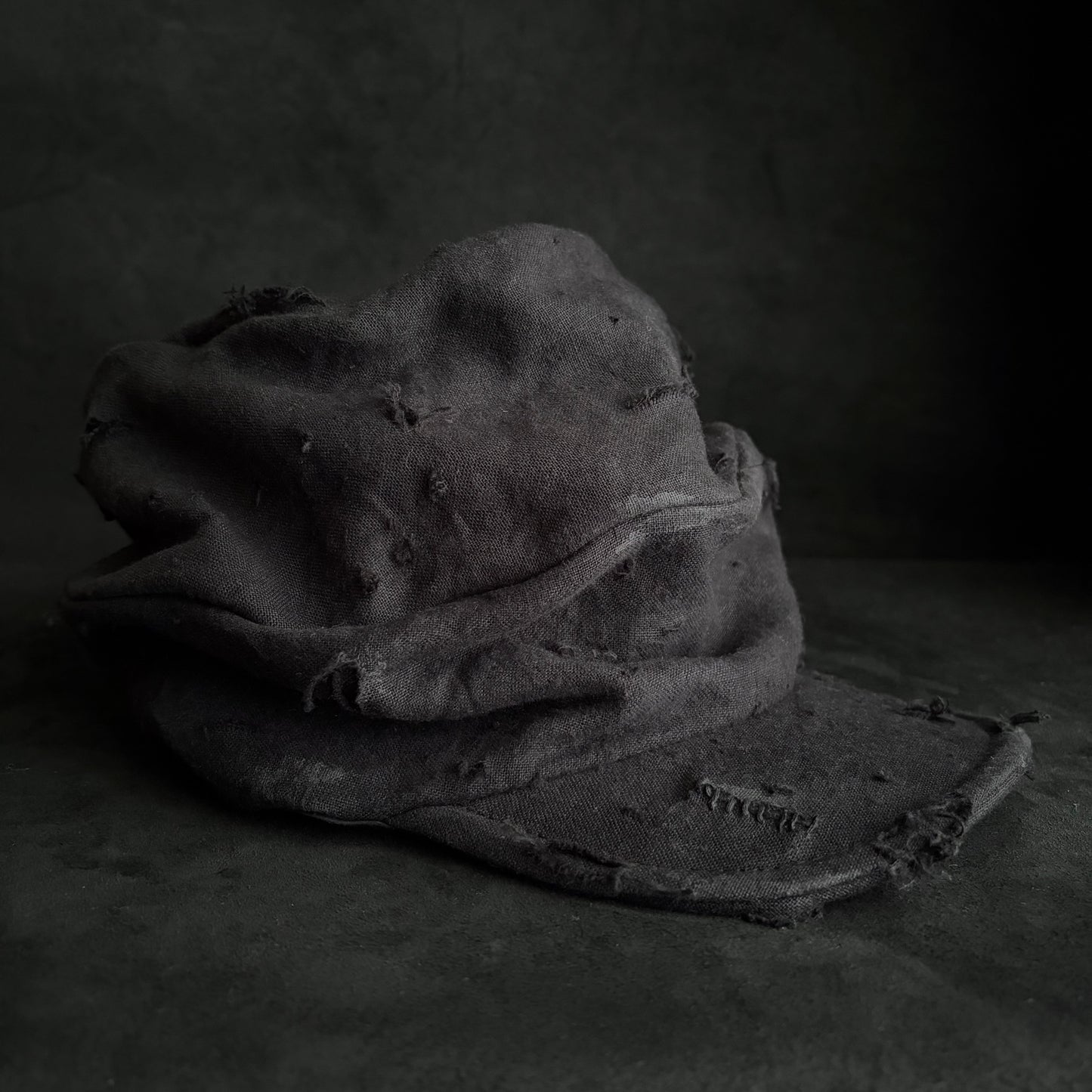 Black linen damage patchwork＆ stitch casquette (brim core)