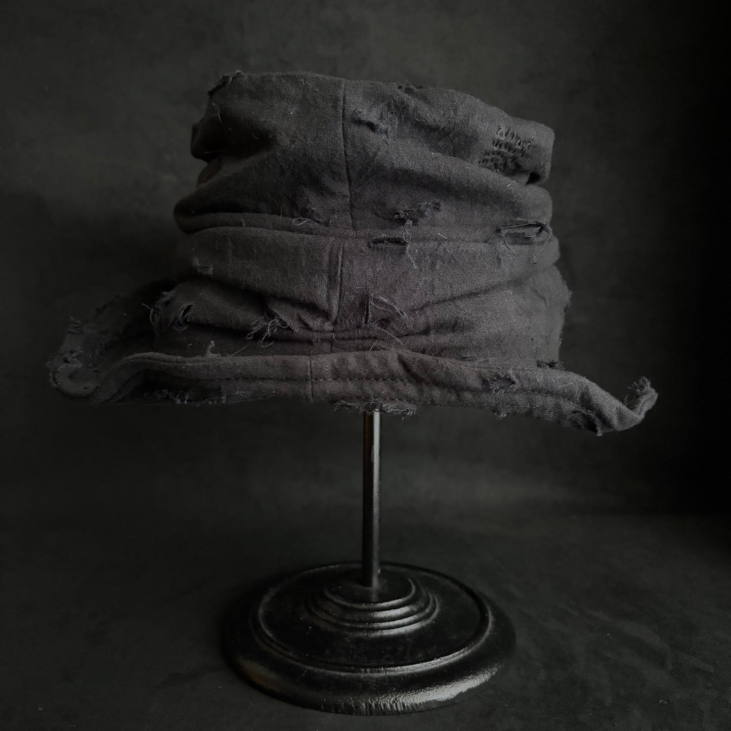 Black thin cotton linen damage turn bucket hat