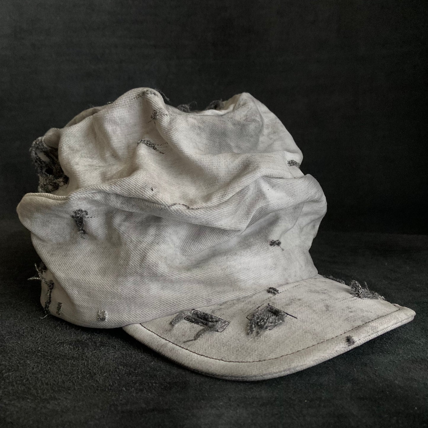 Hard bleached white/black denim turn cap