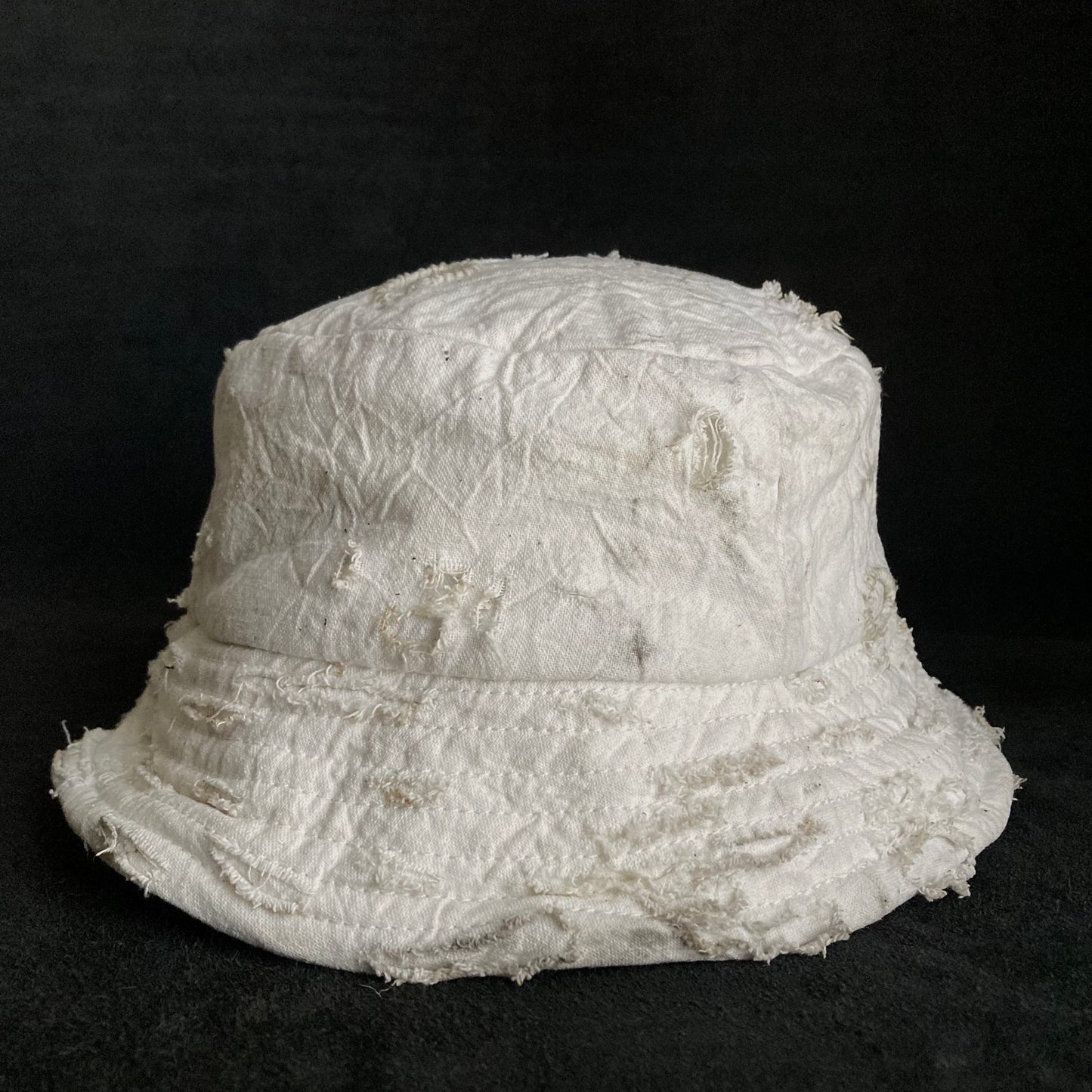 Distressed  white steep bucket