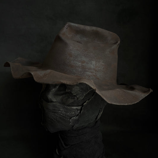 Corrode burned line brim hat