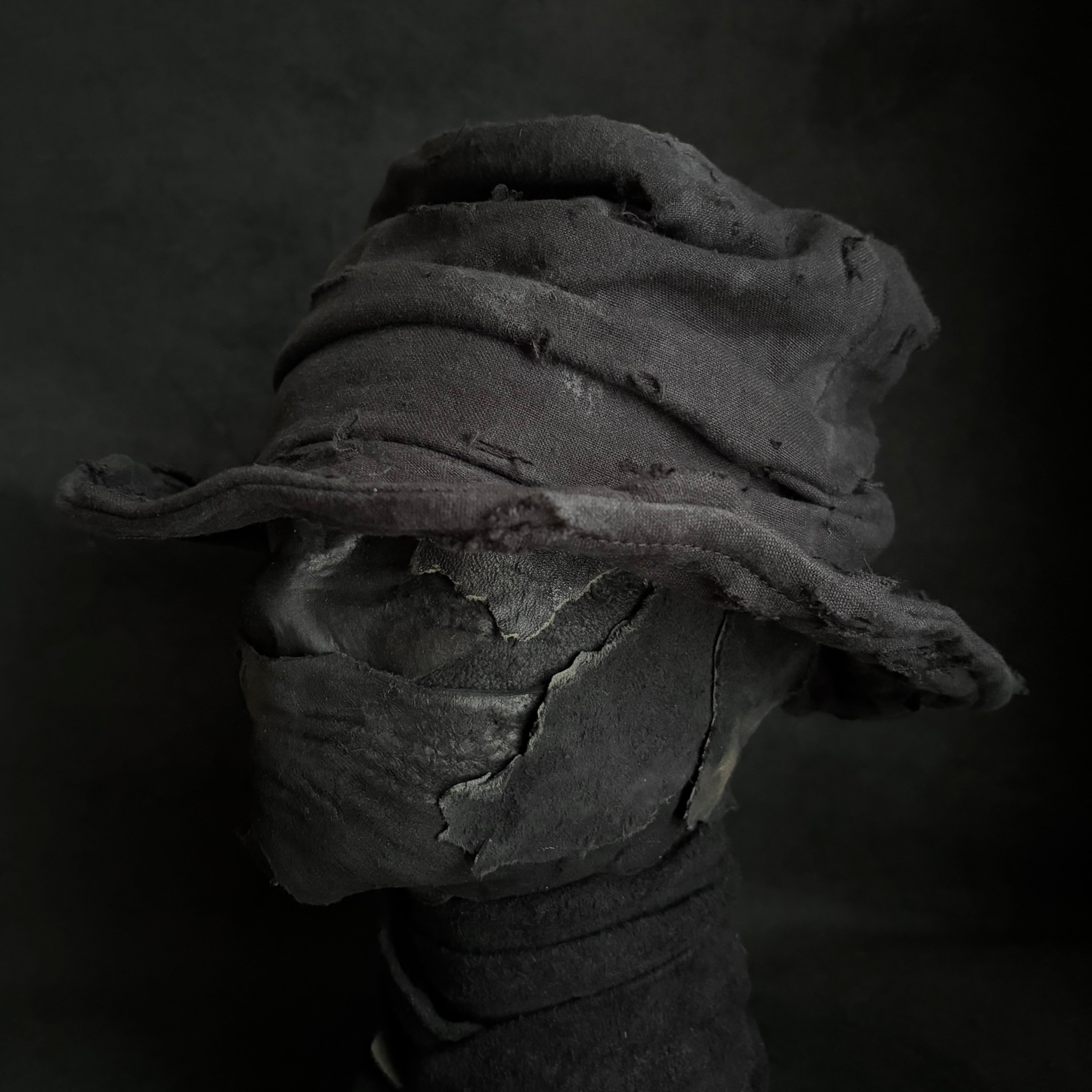 帽子 triangles hat Black linen damage cap Black linen damage turn bucket hat – triangles hat