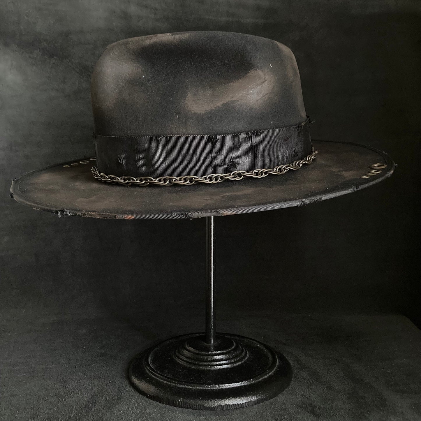 Bad thick chain fedora hat