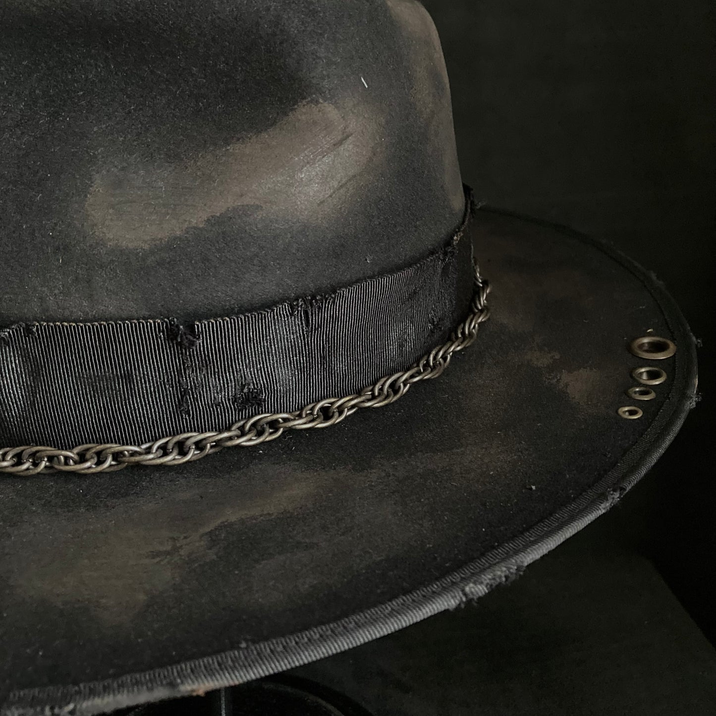 Bad thick chain fedora hat