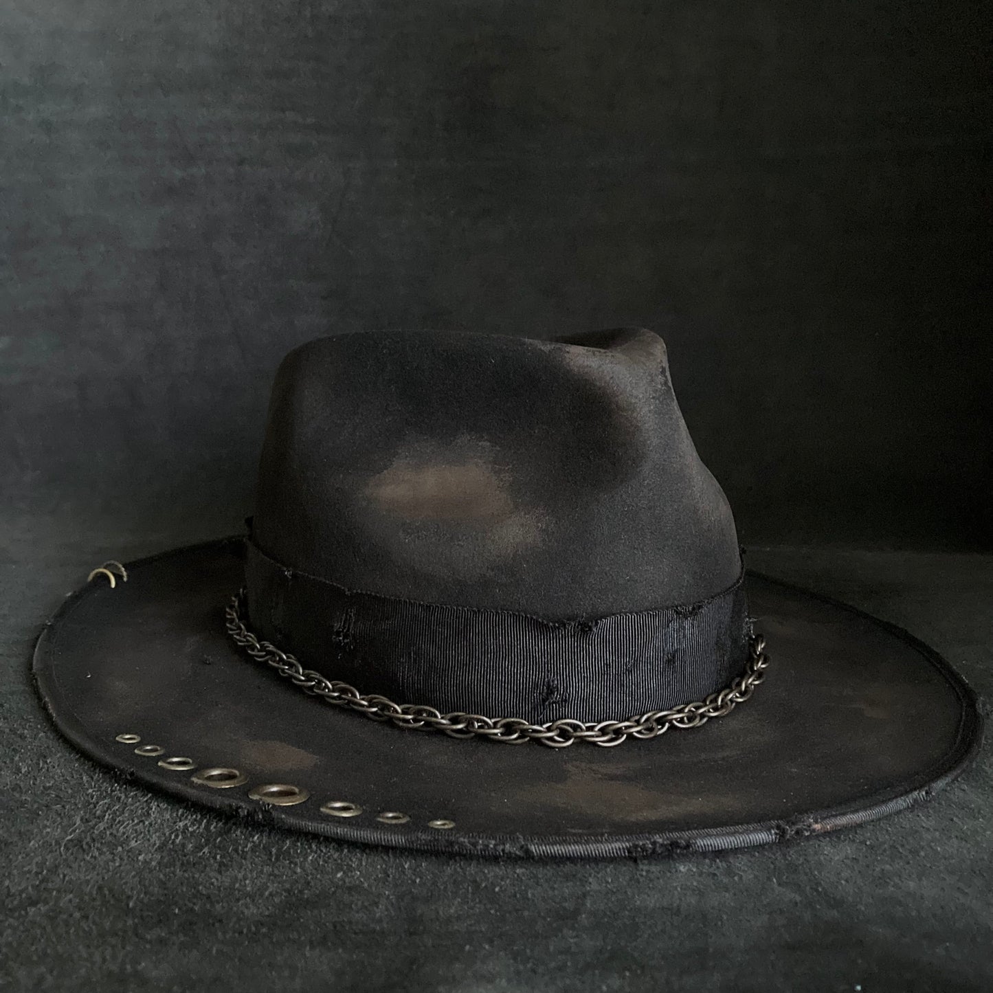 Bad thick chain fedora hat