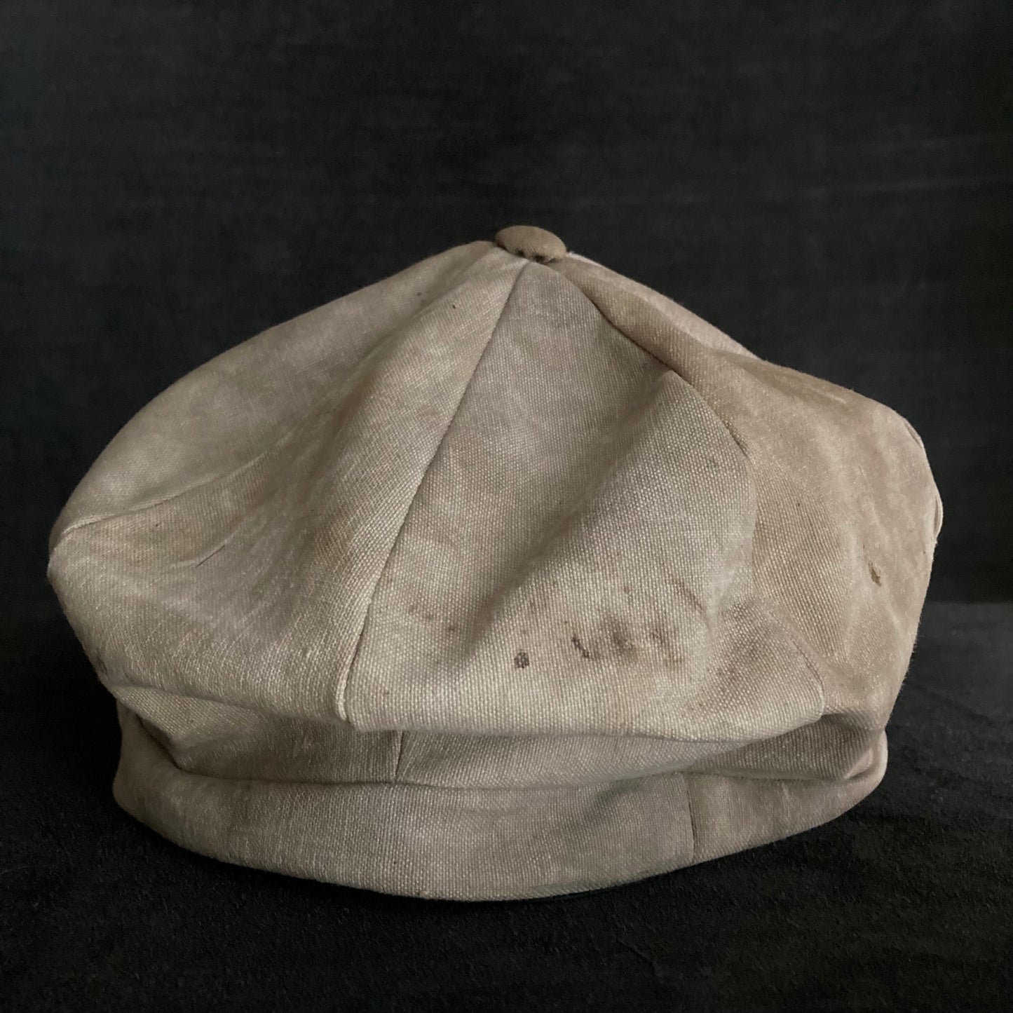 Old beige cloth casquette