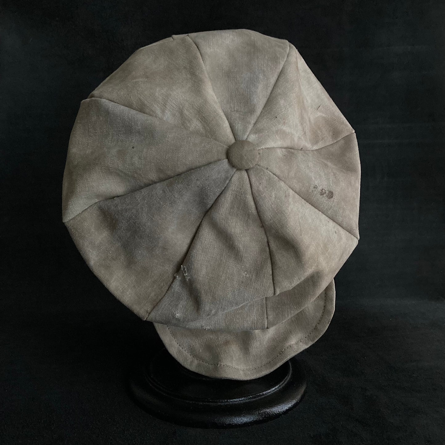 Old beige cloth casquette