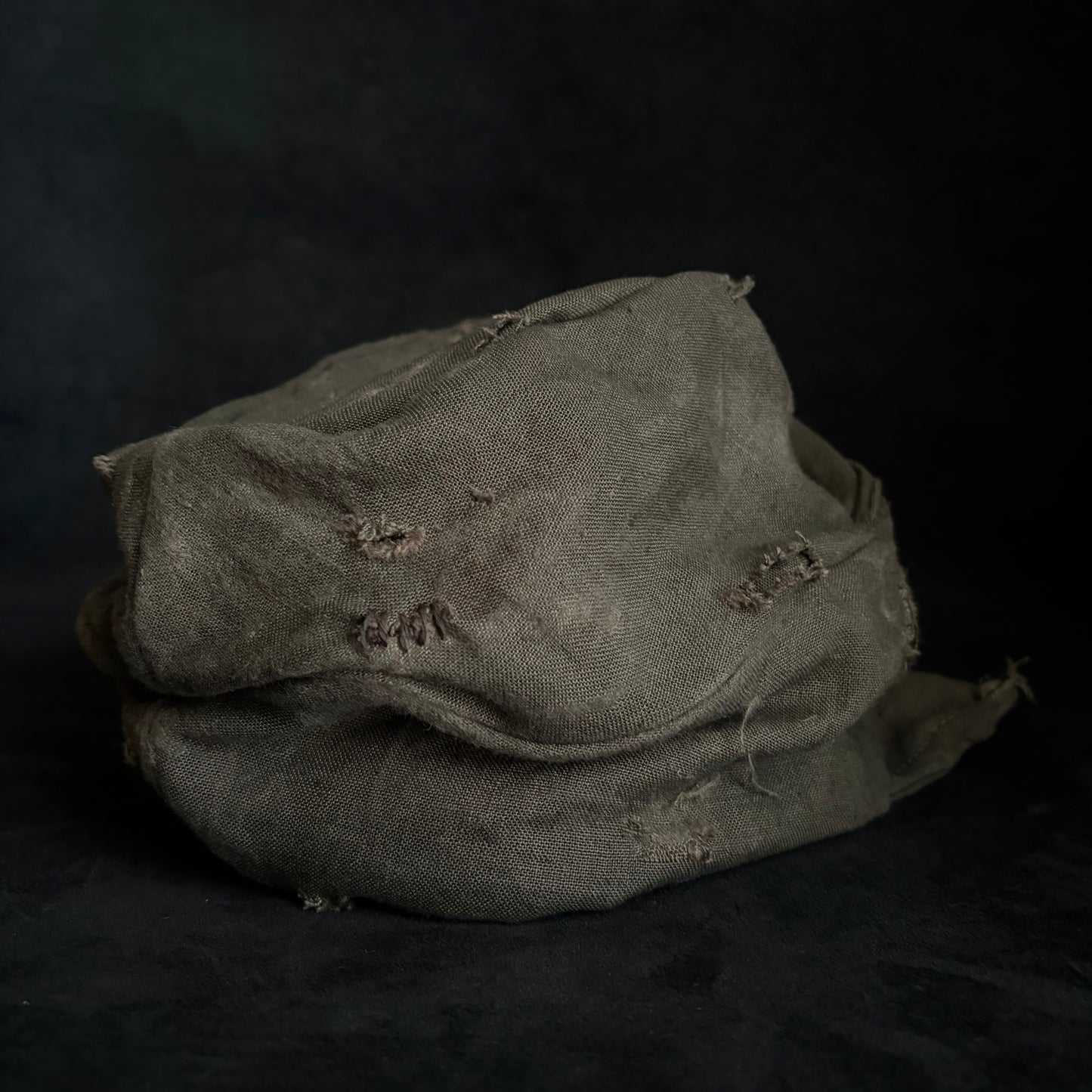 Brown khaki damage stitch turn cap