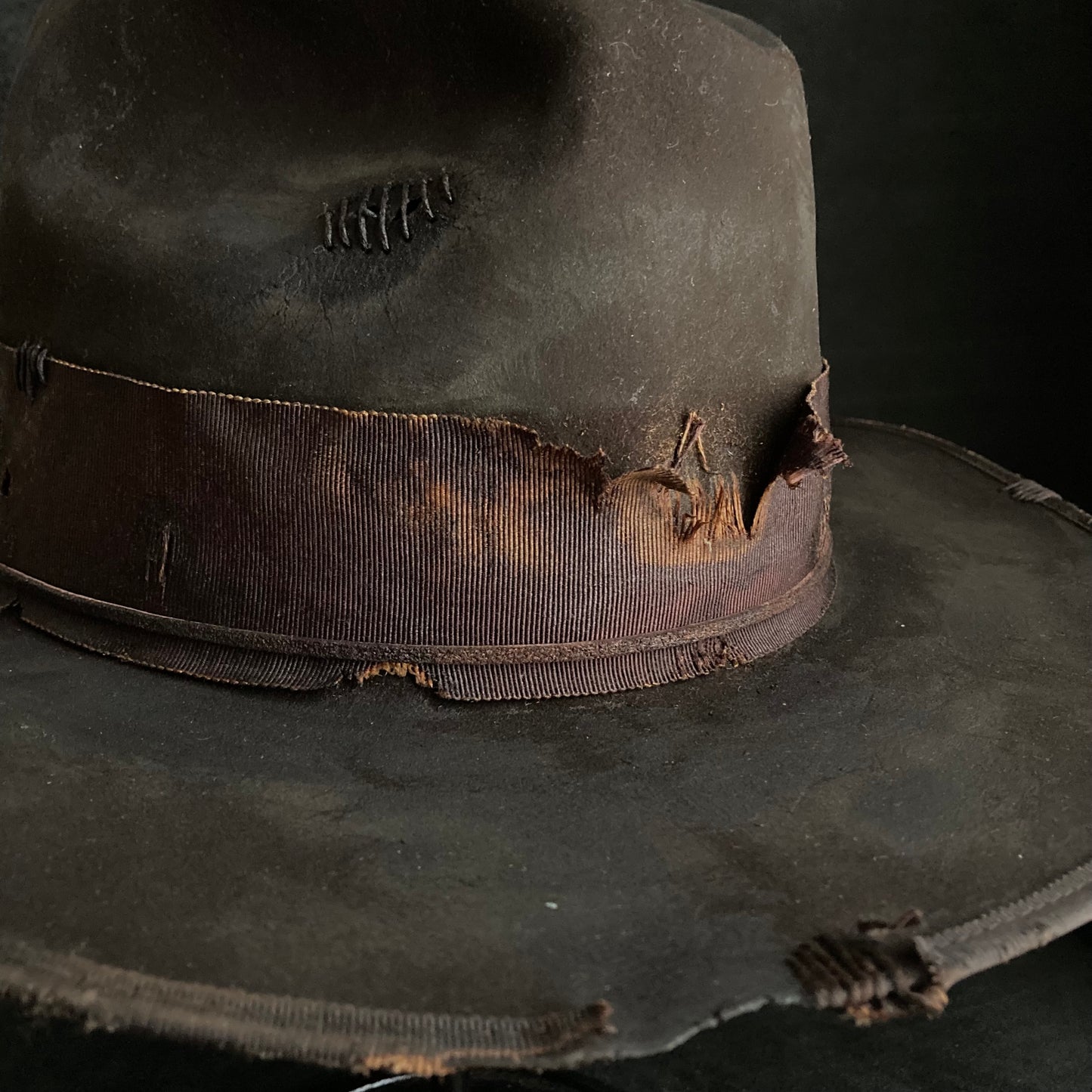 Dark brown beaver western hat