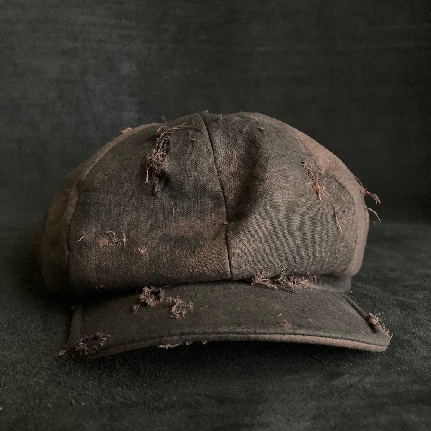 Spot dyed brown linen canvas  casquette