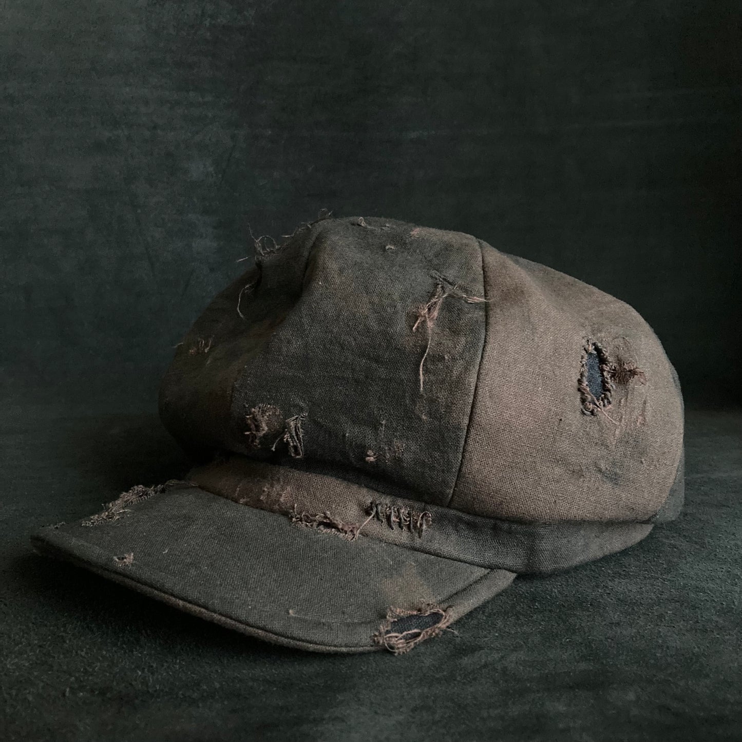 Spot dyed brown linen canvas  casquette