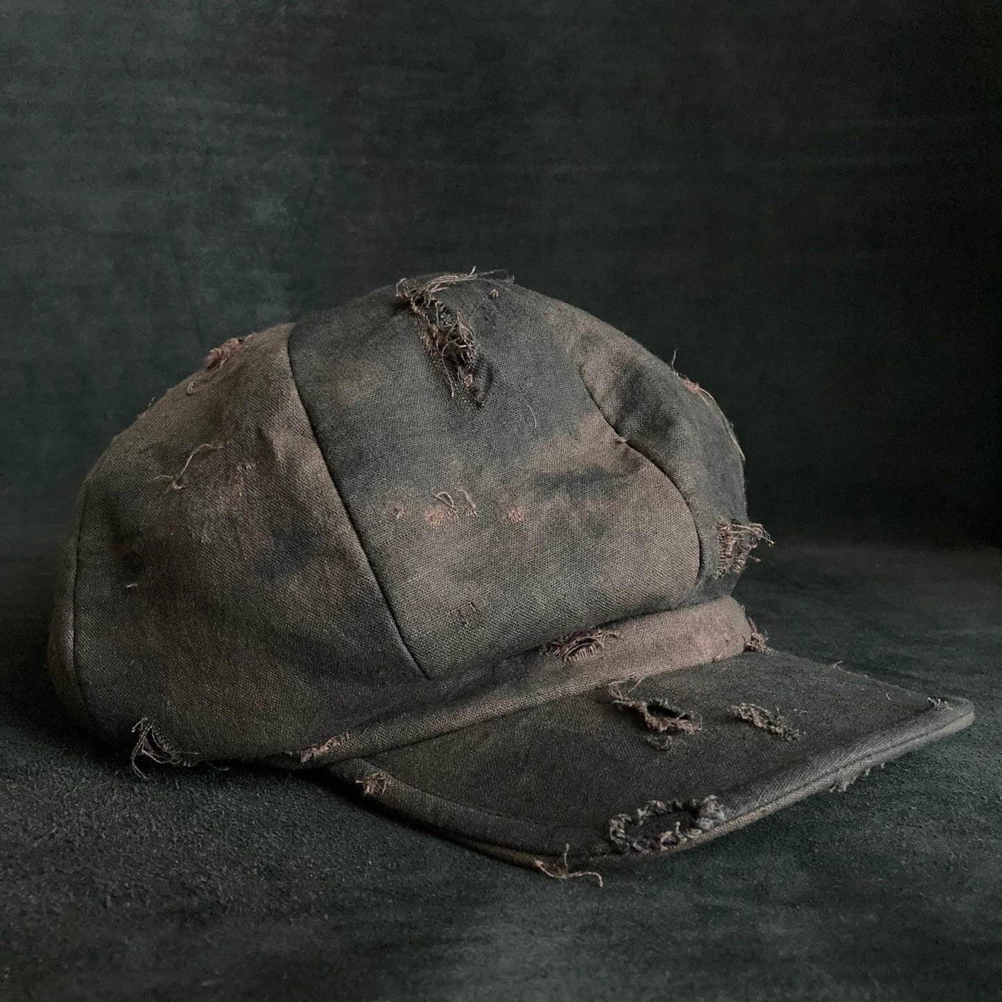 Spot dyed brown linen canvas  casquette