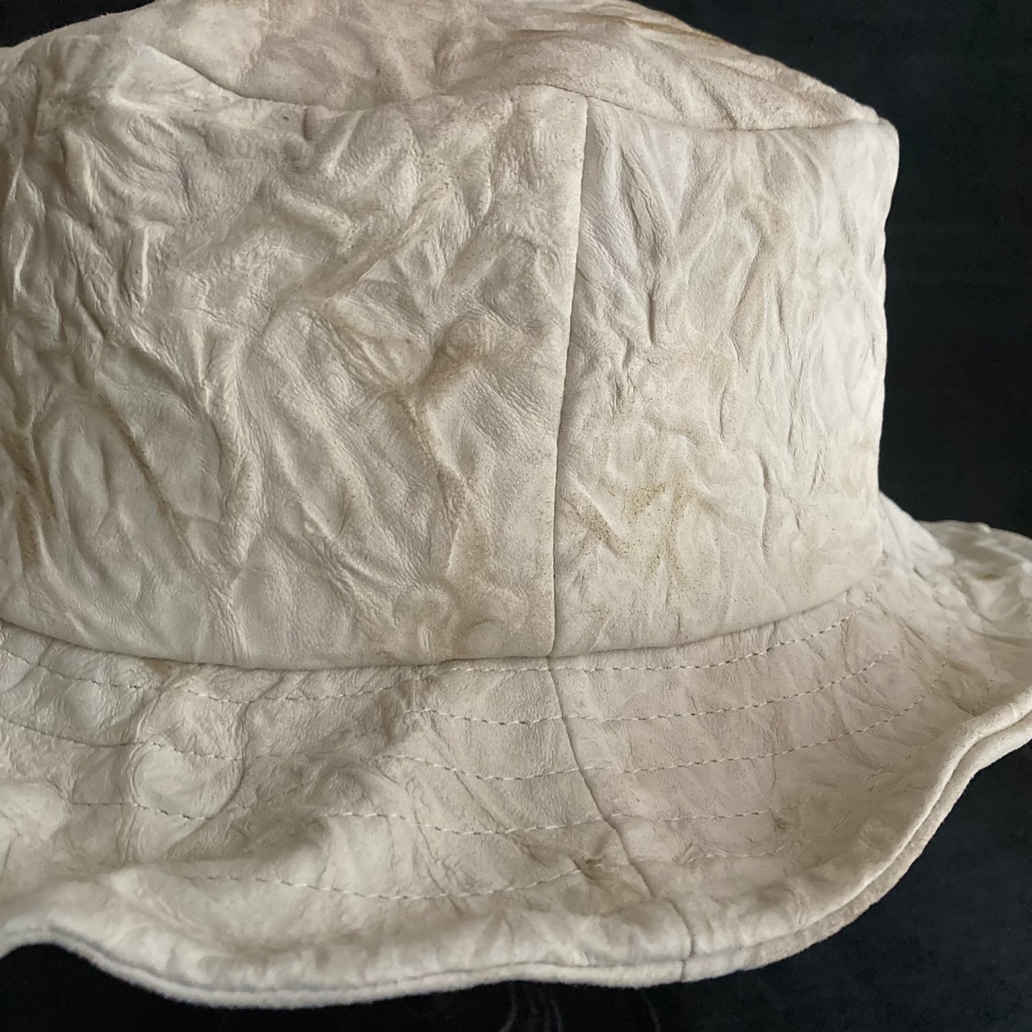 Wrinkled ivory leather bucket hat