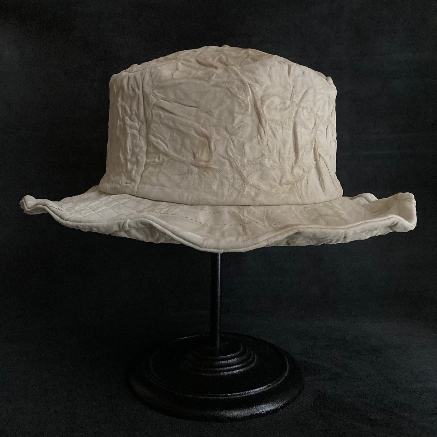 Wrinkled ivory leather bucket hat