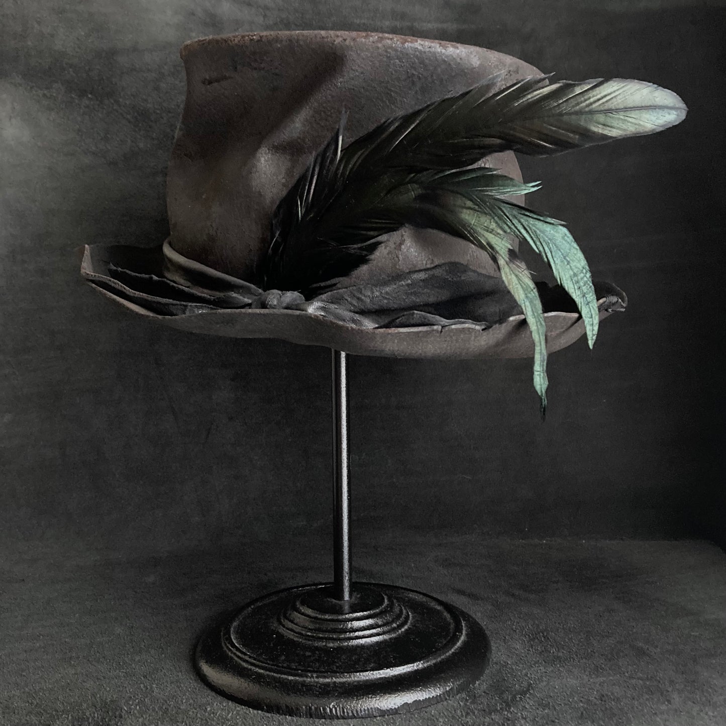 Charcoal crow crash silk hat